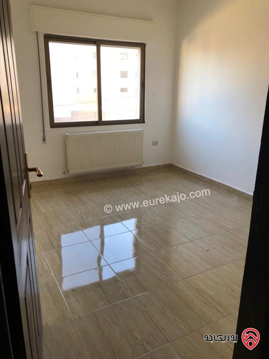 شقة ديلوكس طابق أول مساحة 120م للايجار في عمان - تلاع العلي من المالك