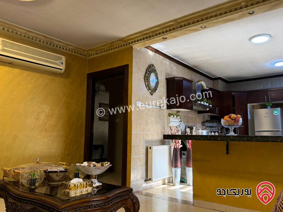 شقة ارضية مساحة 174م ترس مكرمد 90م وتراسات 100م للبيع في عمان - الرابية 