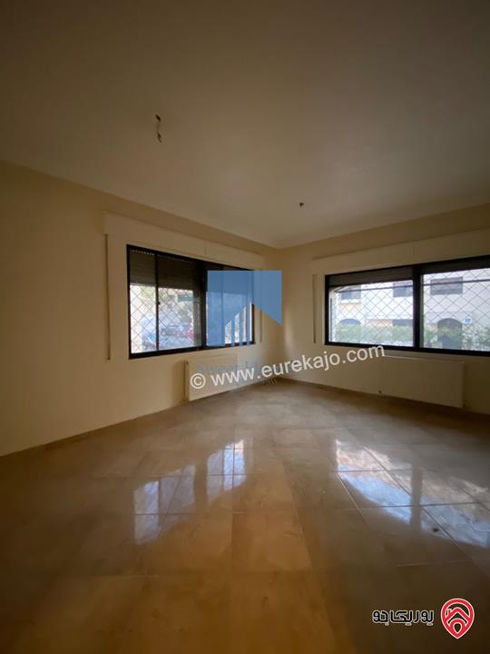 شقة مميزة طابق ارضي معلق 135م تشطيب سوبر ديلوكس للبيع في عمان - خلدا