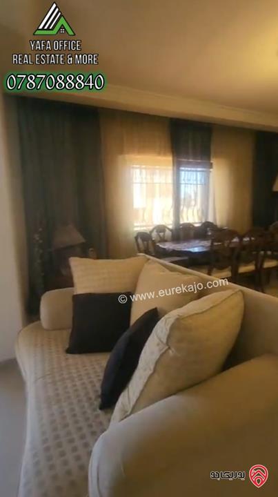 شقة مميزة طابق أول مساحة 267م للبيع في عمان - ضاحية الرشيد 