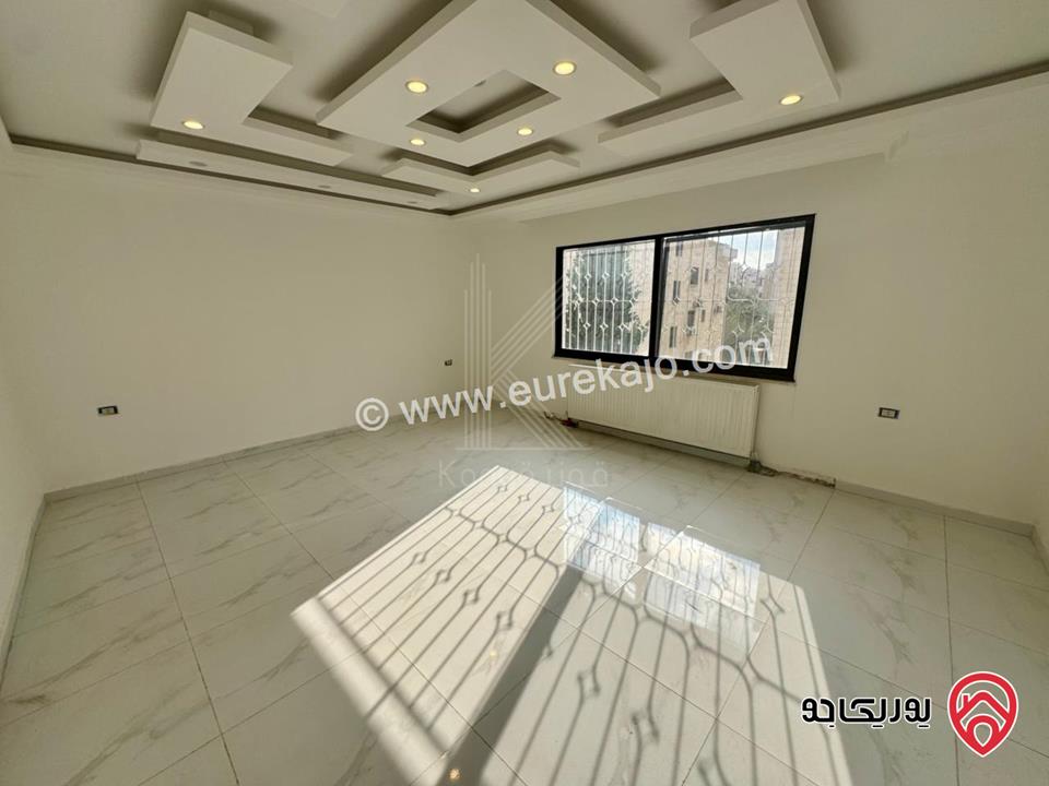 شقة فاخرة طابق ثالث مساحة 401م للبيع في عمان - الشميساني