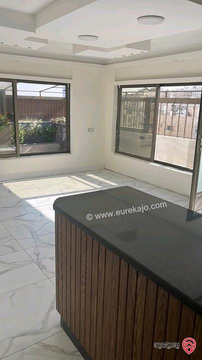 رووف مساحة 130م للايجار في عمان - خلدا 