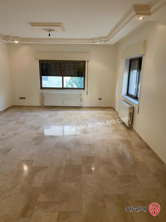 شقة أرضية فاخرة مساحة 190م للبيع في عمان – خلدا