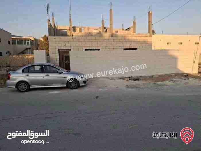 بيت عمار جديد تشطيب سوبر ديلوكس مساحة 195م على أرض 723م للبيع في المفرق الحي الجنوبي