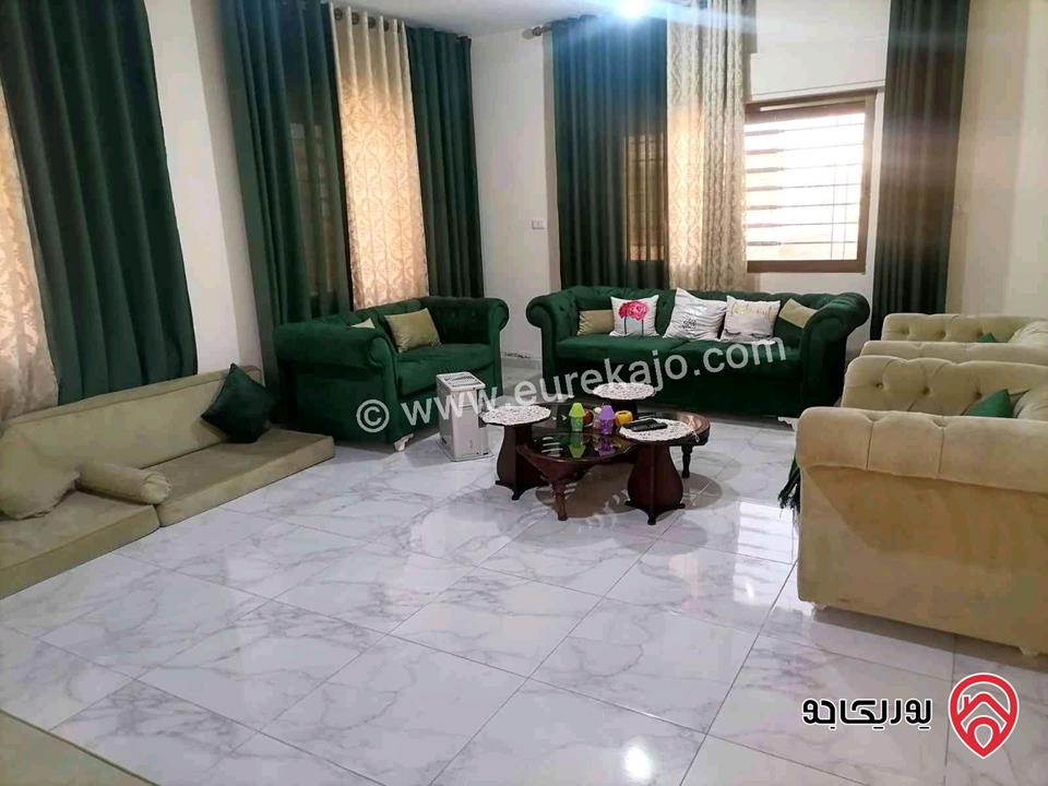 منزل مساحة 250م على أرض 500م للبيع بسعر مناسب في عمان - جاوا