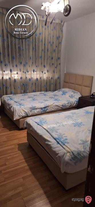 شقة ارضية دوبلكس للبيع في عمان - خلدا مساحة 260م مع ترس و حديقة 200م تشطيبات سوبر ديلوكس بسعر مميز جداً