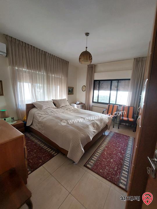 شقة مساحة 170م طابق أول للبيع في عمان - الدوار السابع خلف سي تاون