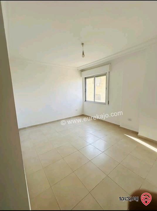 شقة فارغة طابق أرضي مساحة 120م للايجار في عمان - تلاع العلي شارع الجامعة 