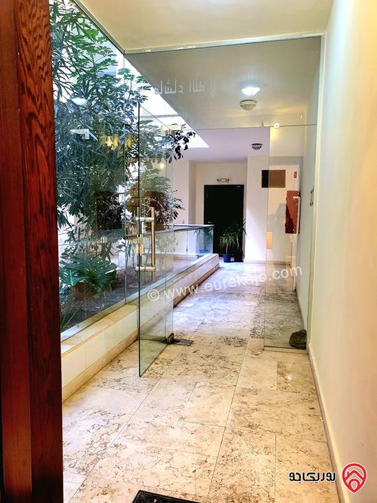 شقة مساحة 235م داخلي و 150م للبيع في عمان - الكرسي