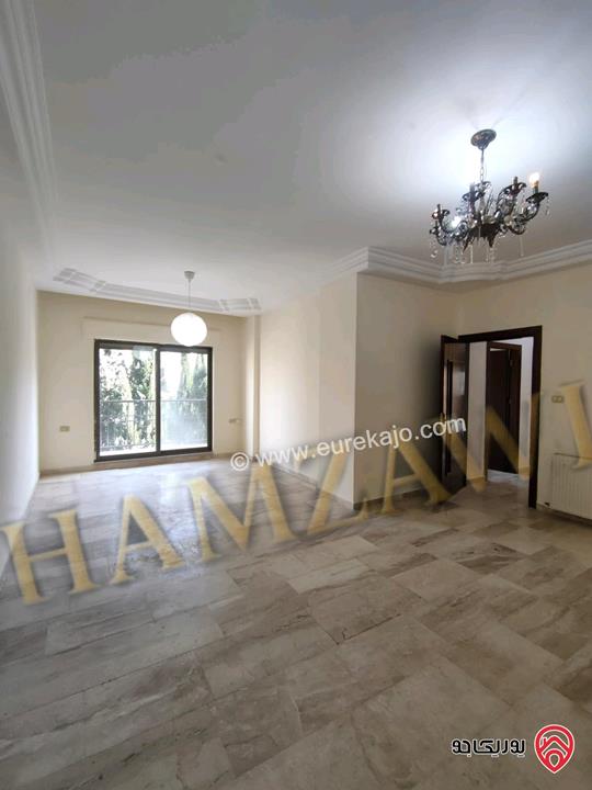 شقة مميزة مساحة 225م طابق ثاني للايجار في عمان - ضاحية النخيل 