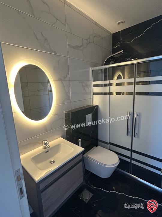 شقة طابقية سوبر ديلوكس مساحة 190م للايجار في مشروع أوكسجين في عمان - حي الياسمين رجم عميش 