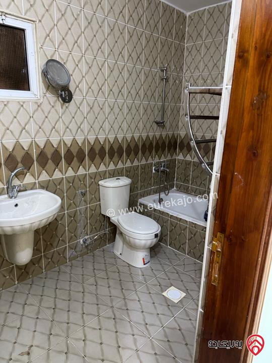 شقة طابق رابع مساحة 150م للبيع في اربد - الحي الشرقي