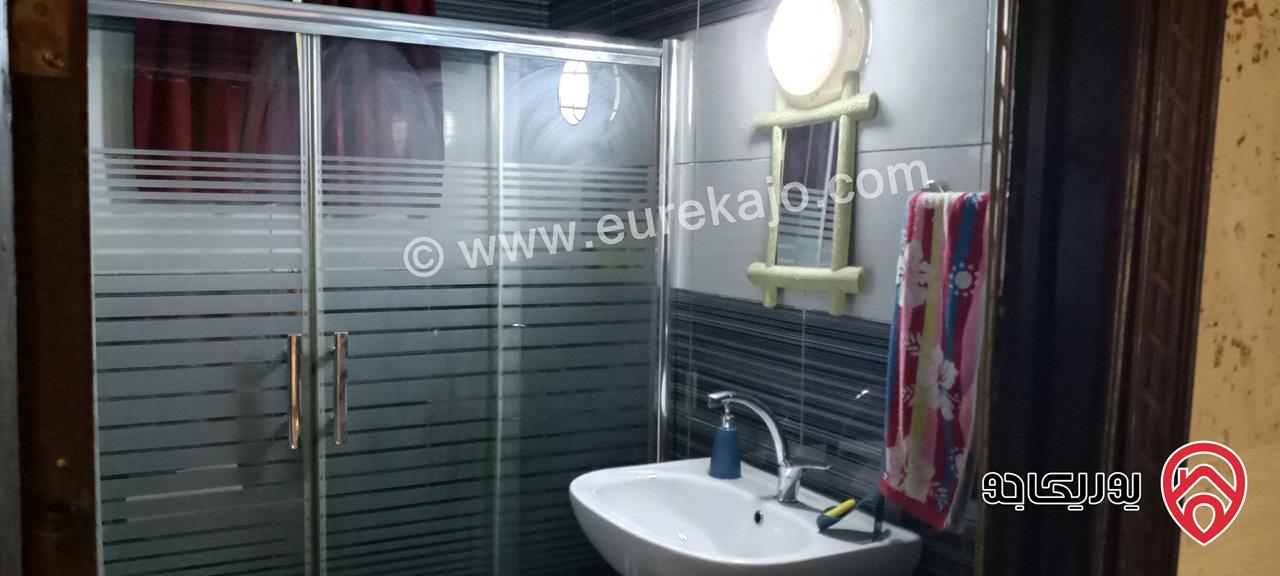 بيت شبه فيلا مساحة 247م على ارض 508م للبيع في عمان - البيضاء 