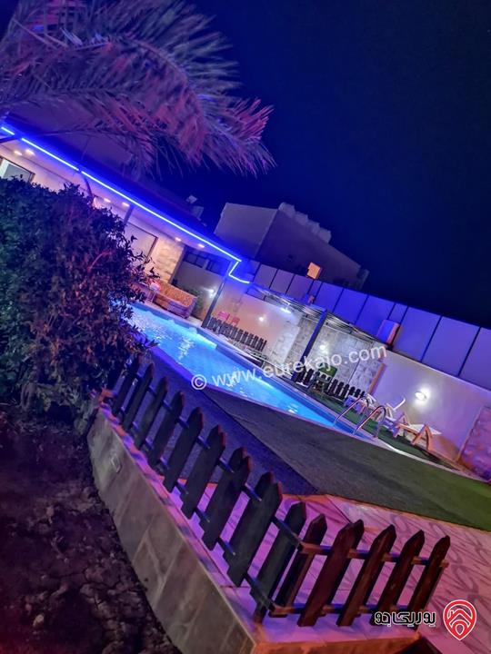 شاليه على ارض 530م ومساحة البناء 90م للبيع في البحر الميت - منطقة الراما خلف كازية المناصير 