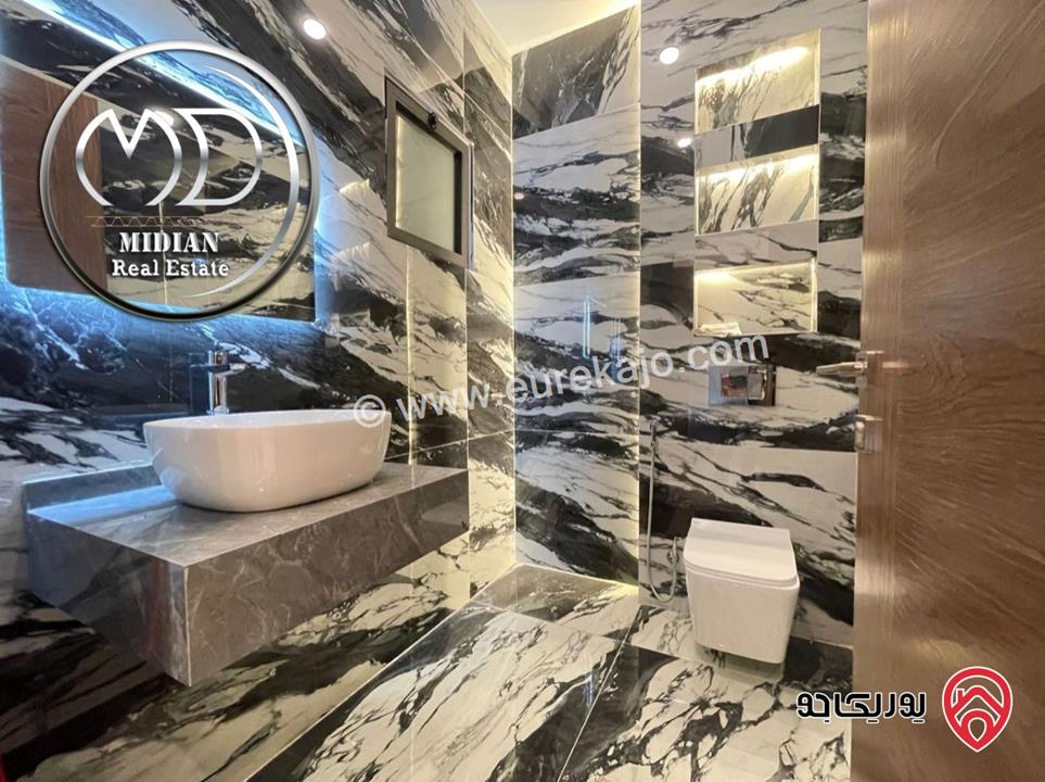 شقة مفروشة جديدة للايجار في عمان - خلدا طابق اول مساحة 200م تشطيبات و ديكورات فاخرة فرش فندقي اطلالة جميلة