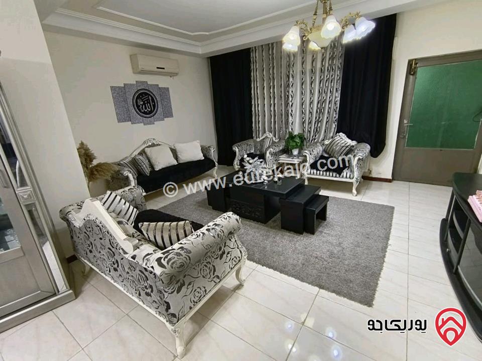 شقة مساحة 184م داخلي و 70م خارجي للبيع في عمان - مرج الحمام دوار البكري