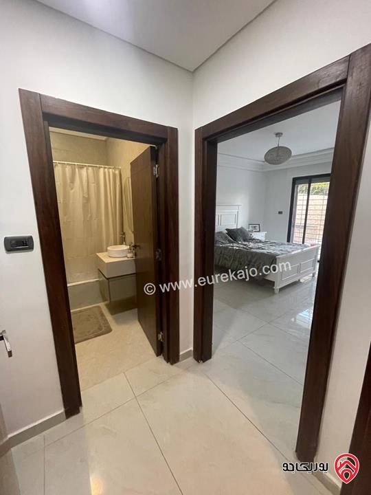 شقة شبه أرضية مساحة 245م داخلي و 250م خارجي للبيع في عمان - عبدون