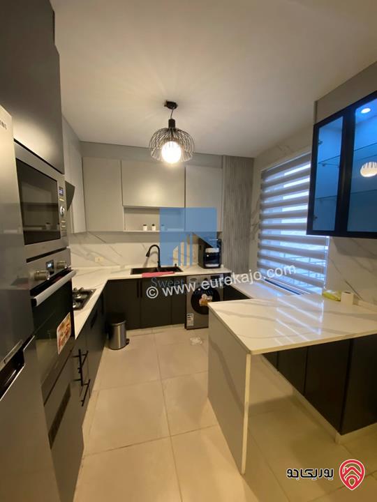 شقة مفروشة فاخرة طابق ثالث 95م للبيع في عمان - خلدا خلف بردايس وقرب المستقلة تشطيب سوبر ديلوكس