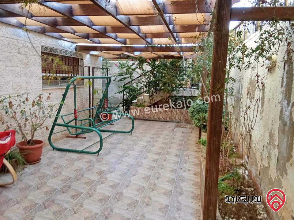 شقة تسوية مساحة 200م داخلي و 60م خارجي للبيع من المالك في اربد - الحي الشرقي  