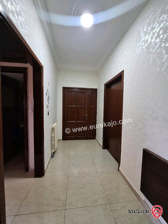 شقة مساحة 185م طابق ثاني للبيع في صويلح إسكان المهندسين