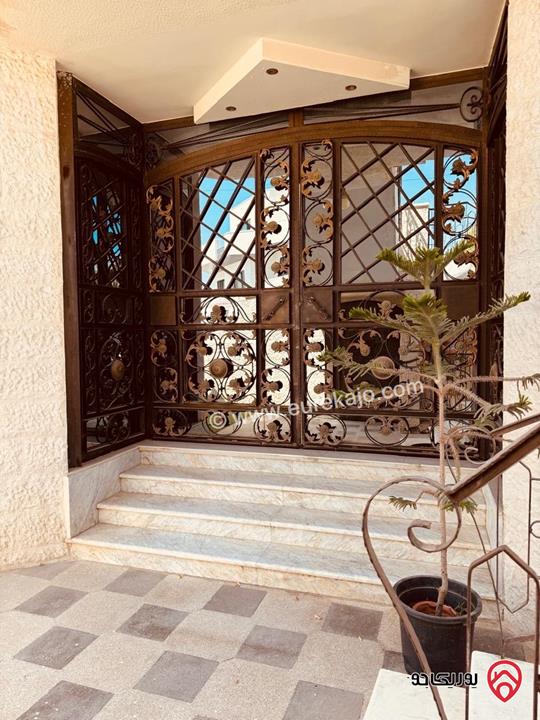 فيلا مساحة 500م على ارض 500م للبيع في عمان - الكرسي