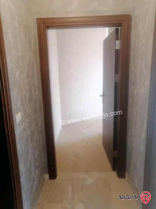 شقة مميزة طابق ثالث مساحة 92م للبيع في عمان - ابو نصير صحارى مول