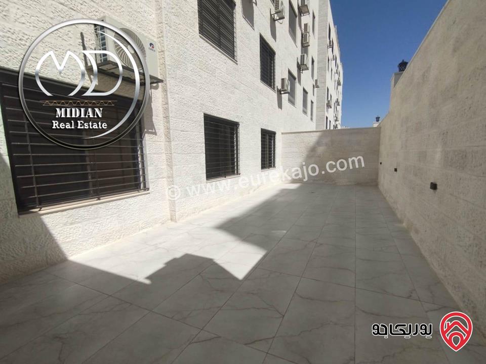 شقق ارضية جديدة للبيع في عمان - ضاحية النخيل مساحات 190 & 200م مع تراسات وحدائق تشطيبات و ديكورات سوبر ديلوكس