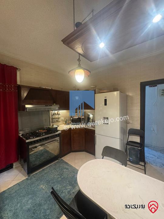 شقة طابق ثالث 140م تشطيب سوبر ديلوكس للبيع في عمان - أم السماق