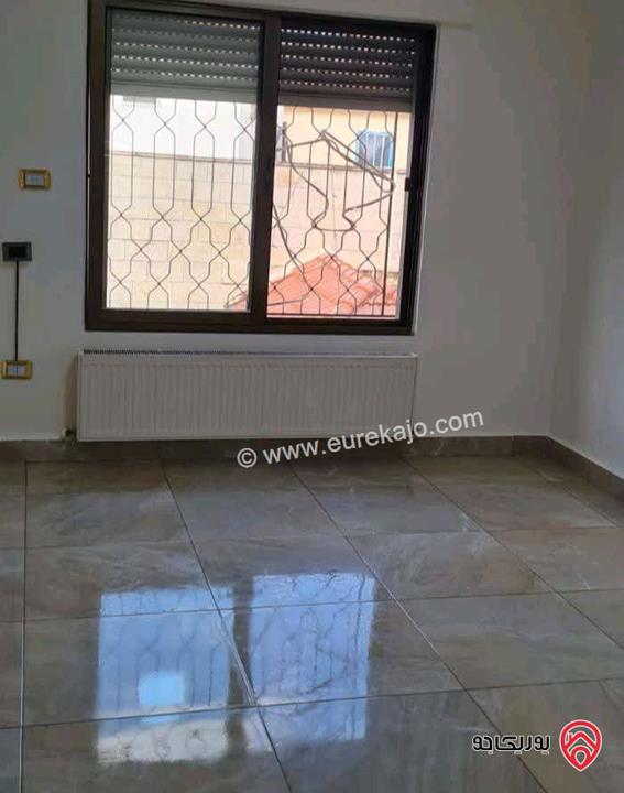 شقة فارغة مساحة 145م للايجار للعرسان او عائلة صغيرة في عمان - الجندويل