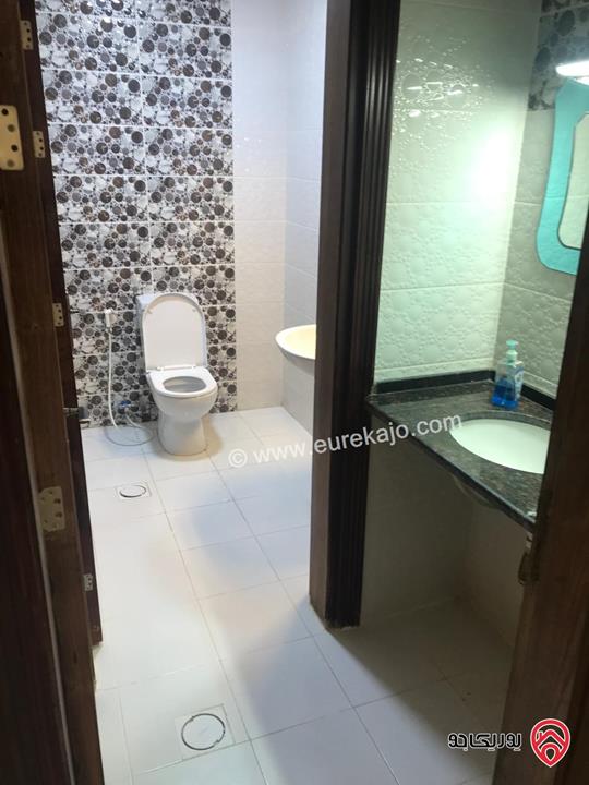 فيلا مجددة مساحة 440م على أرض 980م للبيع في الفحيص – منطقة الرهوة موقع مميز 