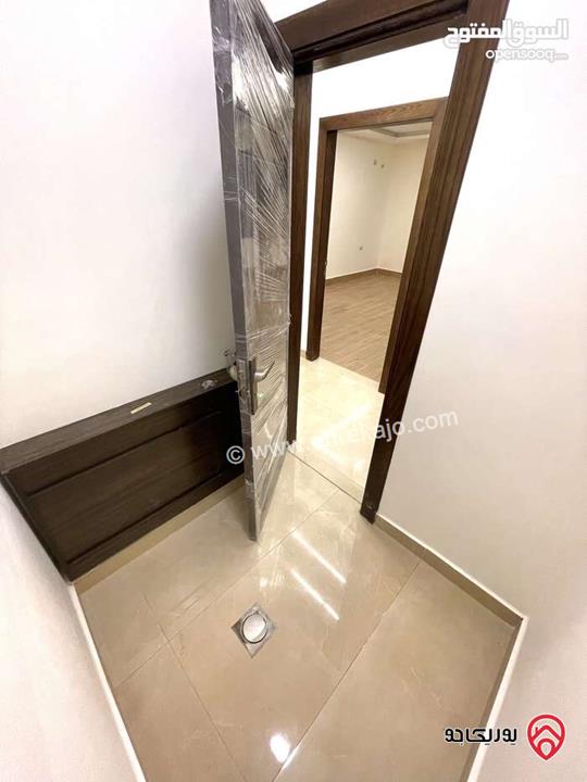 شقة ارضية مساحة 160م داخلي و 40م خارجي للايجار في عمان - البنيات