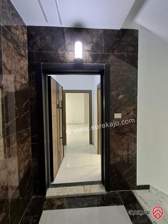 شقة طابق رابع دوبلكس مساحة 210م للبيع في عمان - الجبيهة 