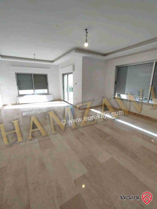 شقة مساحة 240م طابق ثاني للايجار في عمان - ضاحية النخيل طريق المطار 