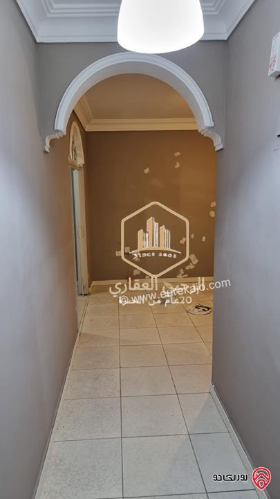 شقة شبه ارضي مساحة 140م للايجار في عمان - الياسمين 