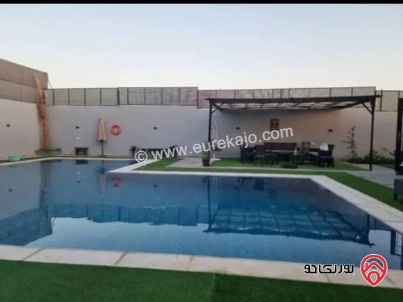 شاليه فاخر مساحة البناء 120م على أرض 559م للبيع في الشونة الجنوبية