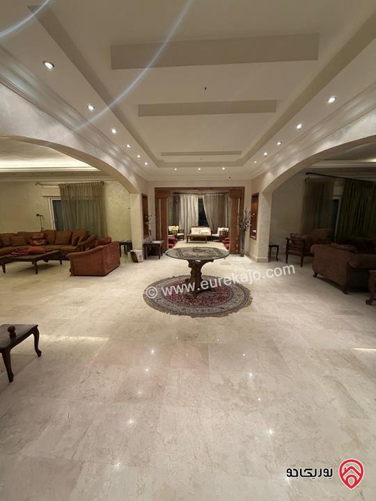 شقة طابقية فاخرة مفروشة او فارغة طابق ثاني مساحة 460م للإيجار في عمان - الجاردنز