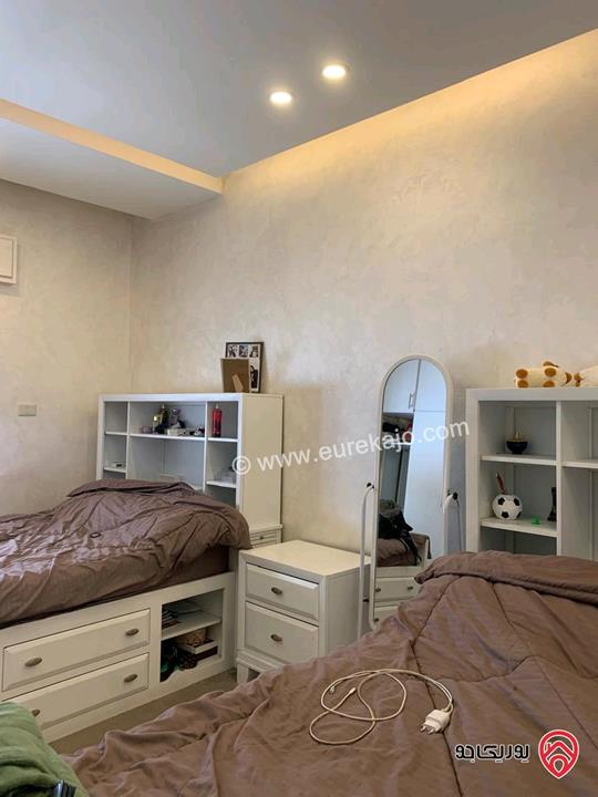 شقة شبه أرضية مساحة 187م داخلي و 145م خارجي للبيع في عمان - ضاحية الرشيد