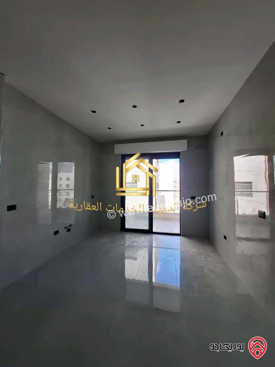 شقة جديدة طابق ثالث مساحة 124م للإيجار في عمان - البنيات 