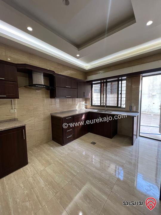 شقة مميزة طابق -2 مساحة 120م داخلي و 150م خارجي للبيع في عمان - ضاحية الرشيد 