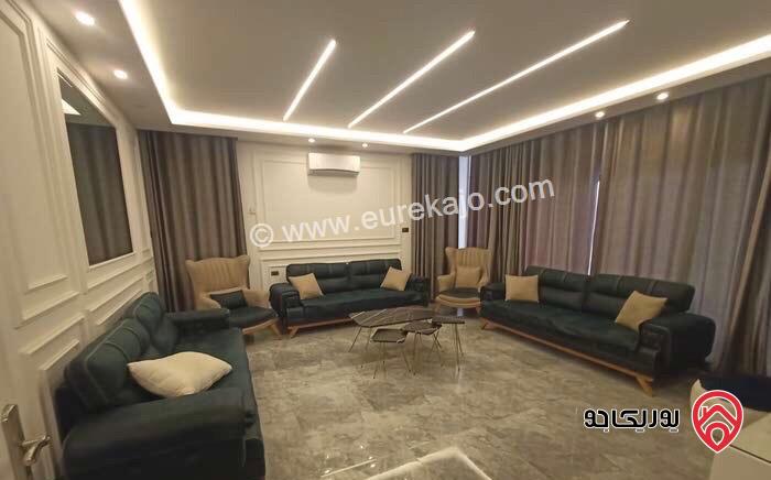 فيلا فاخرة مساحة 330م على أرض 1 دونم مفروشة للايجار في عمان - طريق المطار