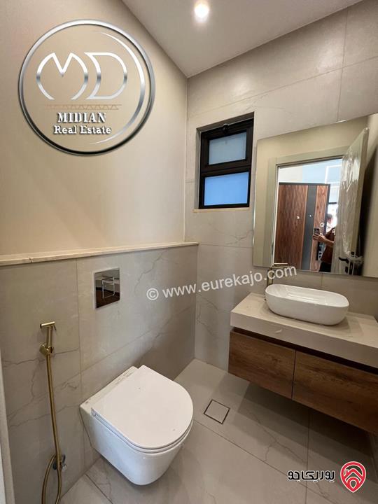 شقق ارضي و شبه أرضي جديدة للبيع في عمان - حي الصحابة مساحات 180م مع تراسات و حدائق بأسعار مميزة