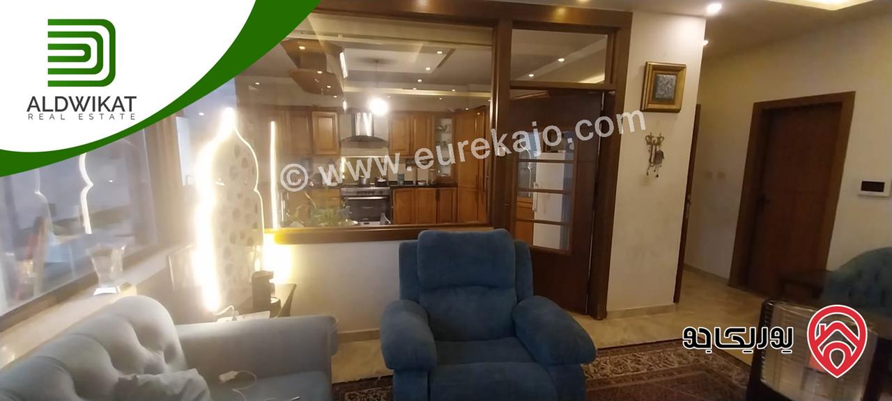 شقة طابقية للبيع في عمان - ضاحية الامير راشد طابق اول مساحة البناء 280م منطقة اسكانات حديثة وهادئة