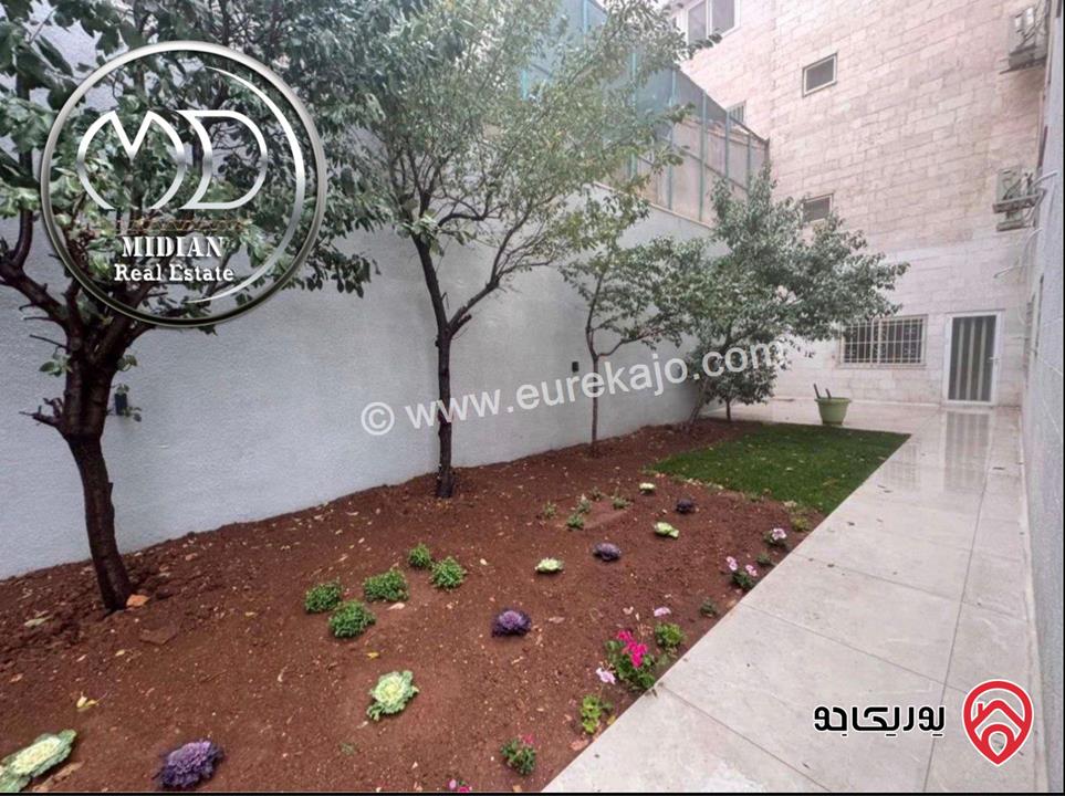 شقة أرضية فاخرة للايجار في عمان - دير غبار مساحة 300م مع تراسات و حدائق 350م تصلح للأجانب والهيئات الدوبلوماسية 