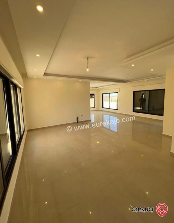 روف طابقي فاخر مساحة 429م للبيع في الفحيص – منطقة أم عليا