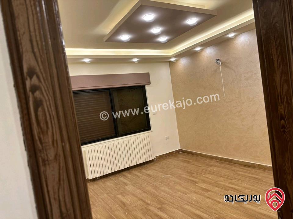 فيلا فارغه مساحة 335م للايجار في عمان - تلاع العلي 