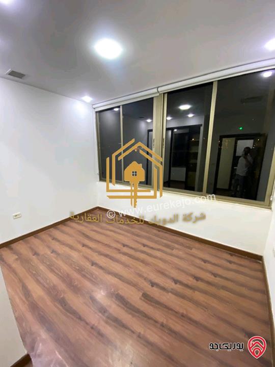 روف طابق رابع مساحة 200م داخلي 40م خارجي للايجار في عمان - دير غبار 