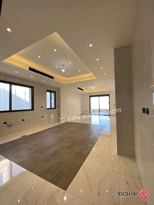 قصر حديث مساحة 2 دونم على أرض 1 دونم و 200م للبيع في عمان - عبدون / منطقة السفارات 