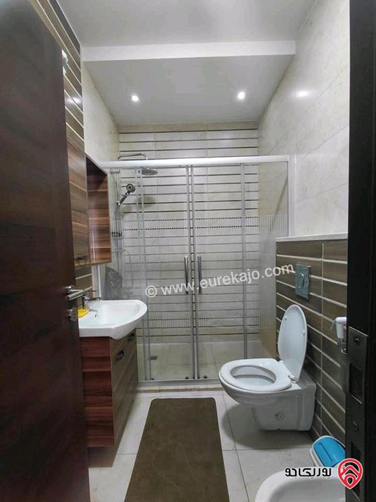 شقة فارغة طابق أول مساحة 150م للايجار في عمان - خلدا 