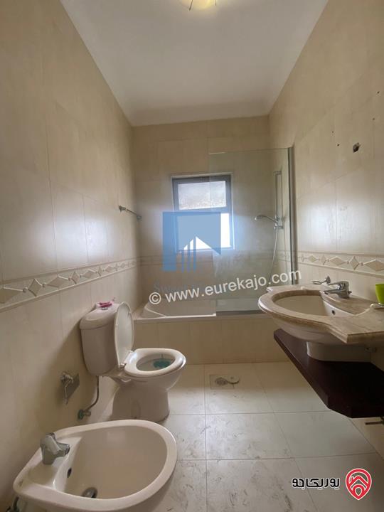  شقة مميزة للبيع في عمان - الرابية طابق ثالث 200م تشطيب سوبر ديلوكس