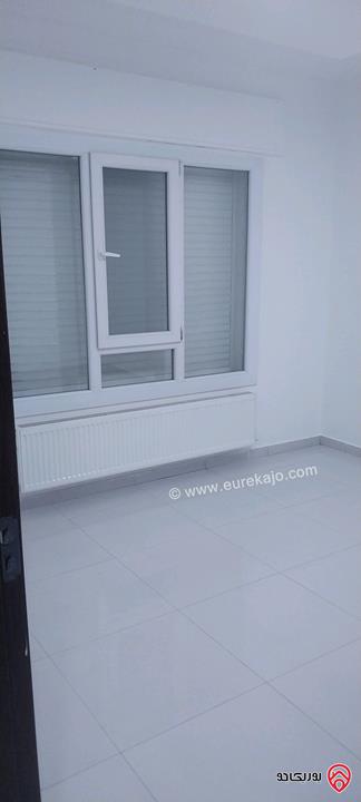 شقة طابق أول فني مساحة 150م للايجار في اربد - كومباوند الأمعري خلف الراهبات 